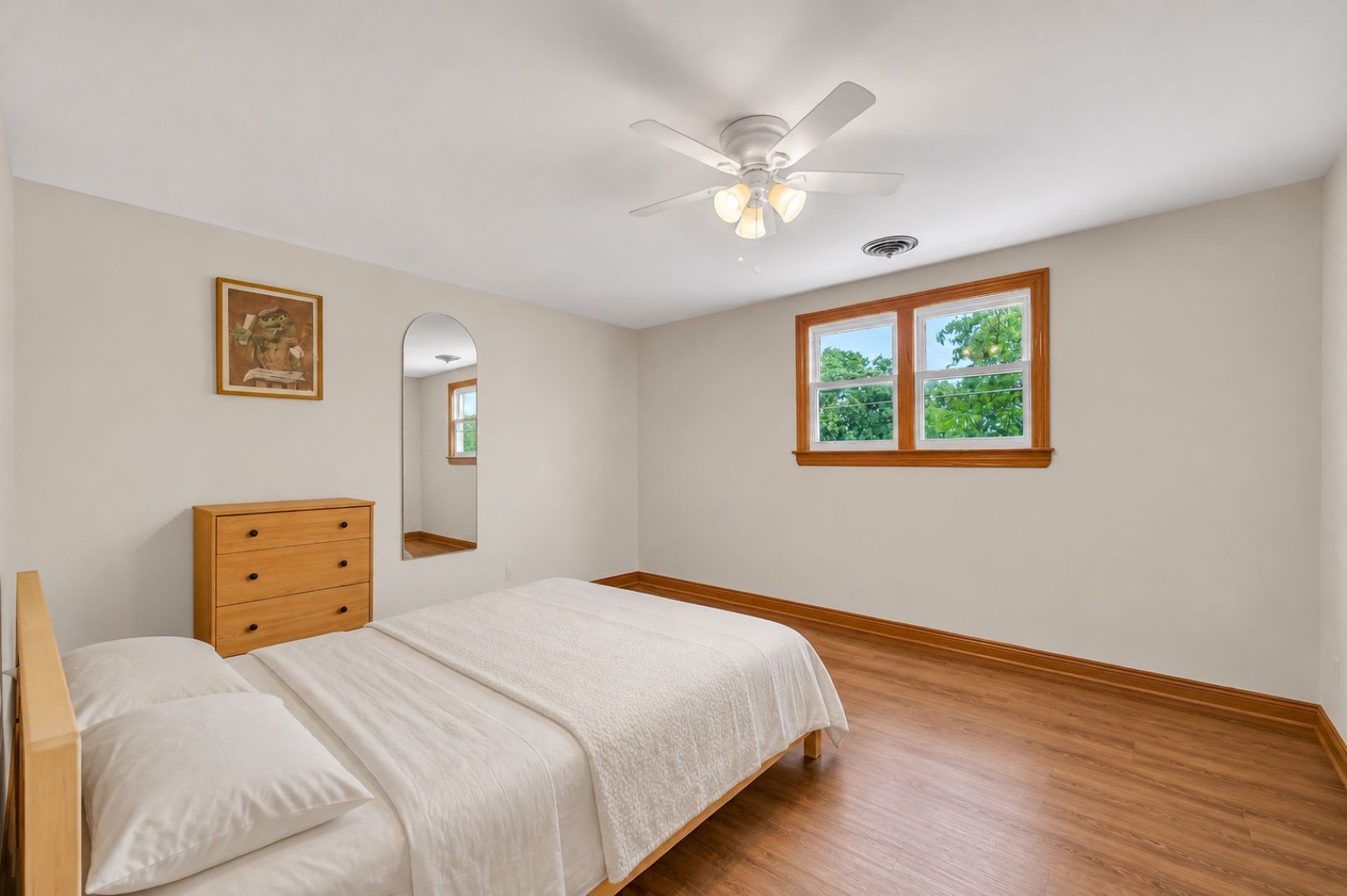 5100 S Rutherford Avenue Property Photo 22