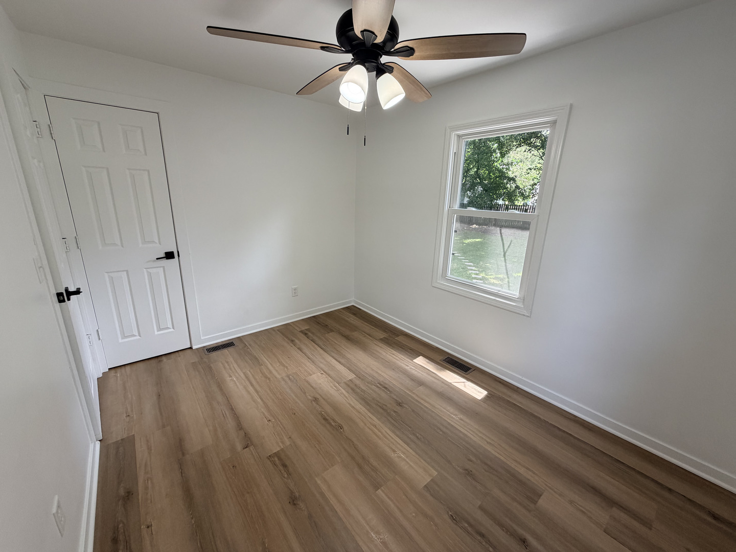 410 E Abe Street Property Photo 16