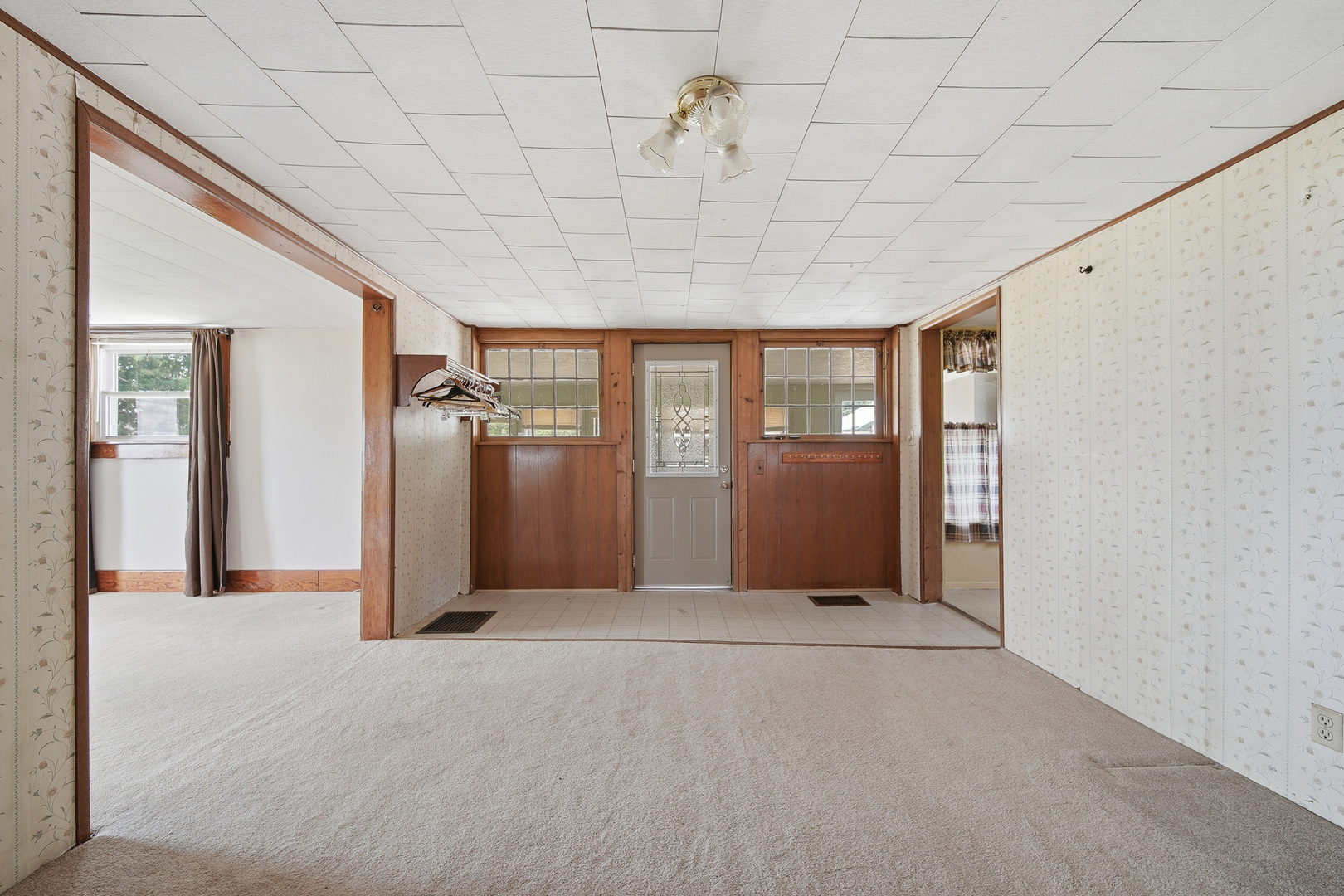2283 E 2750th Street Property Photo 13