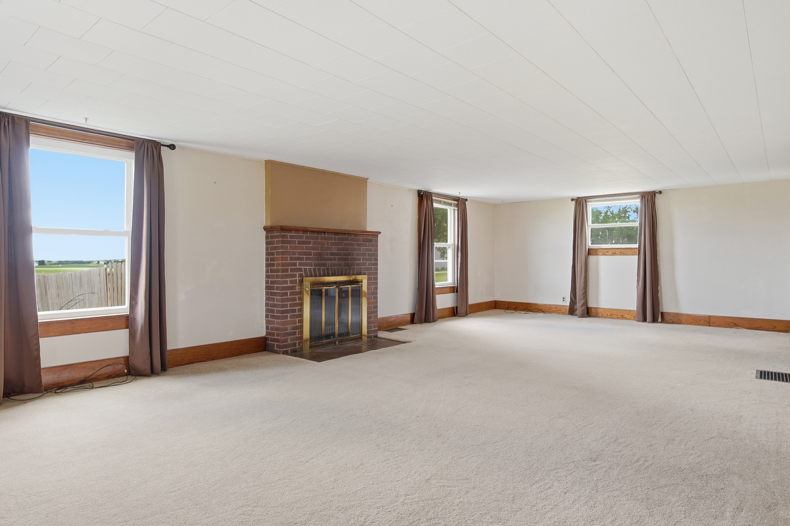 2283 E 2750th Street Property Photo 19