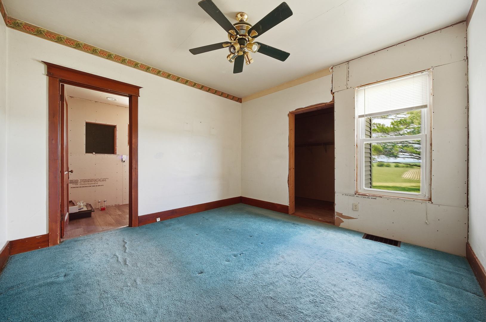 2283 E 2750th Street Property Photo 36