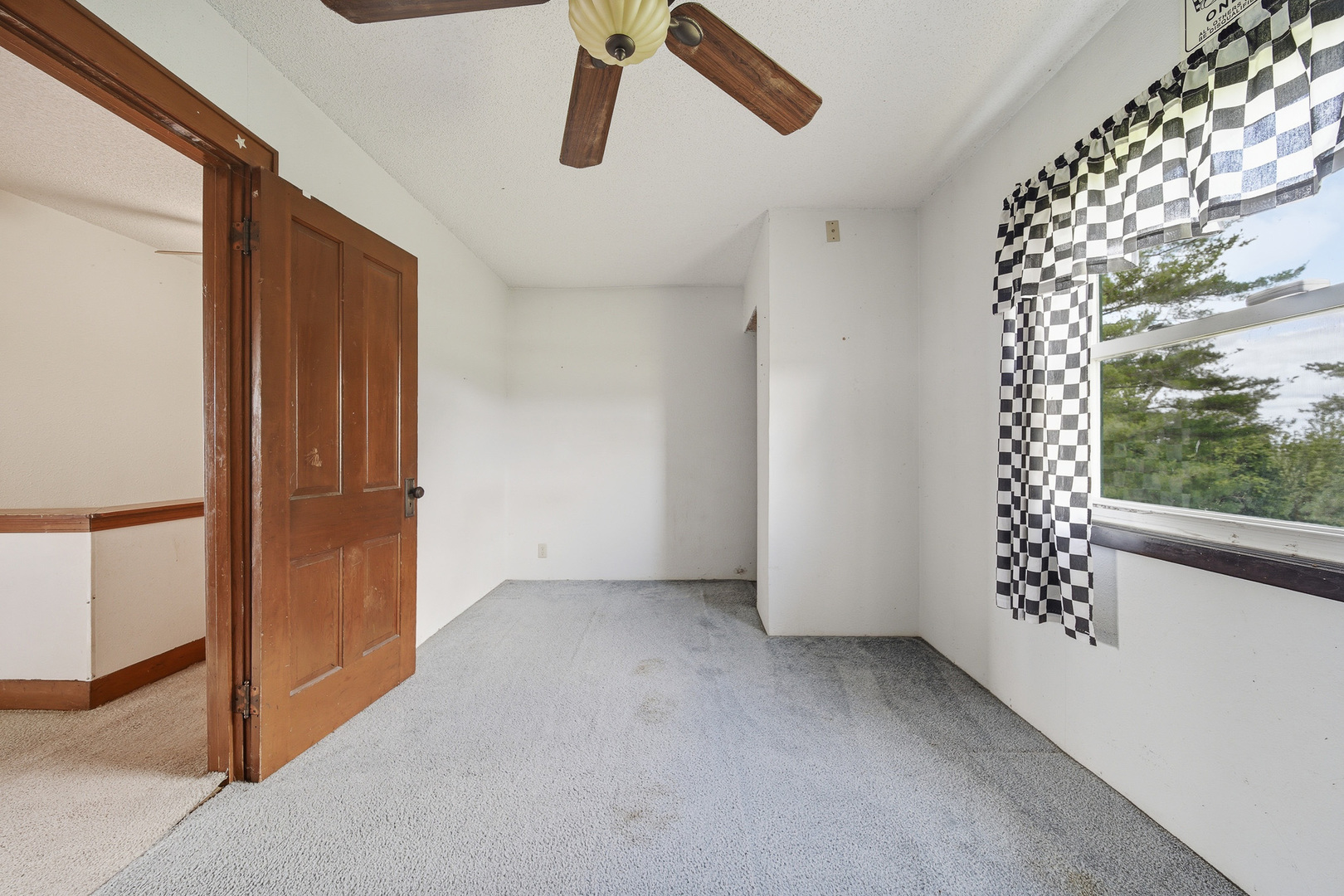 2283 E 2750th Street Property Photo 39