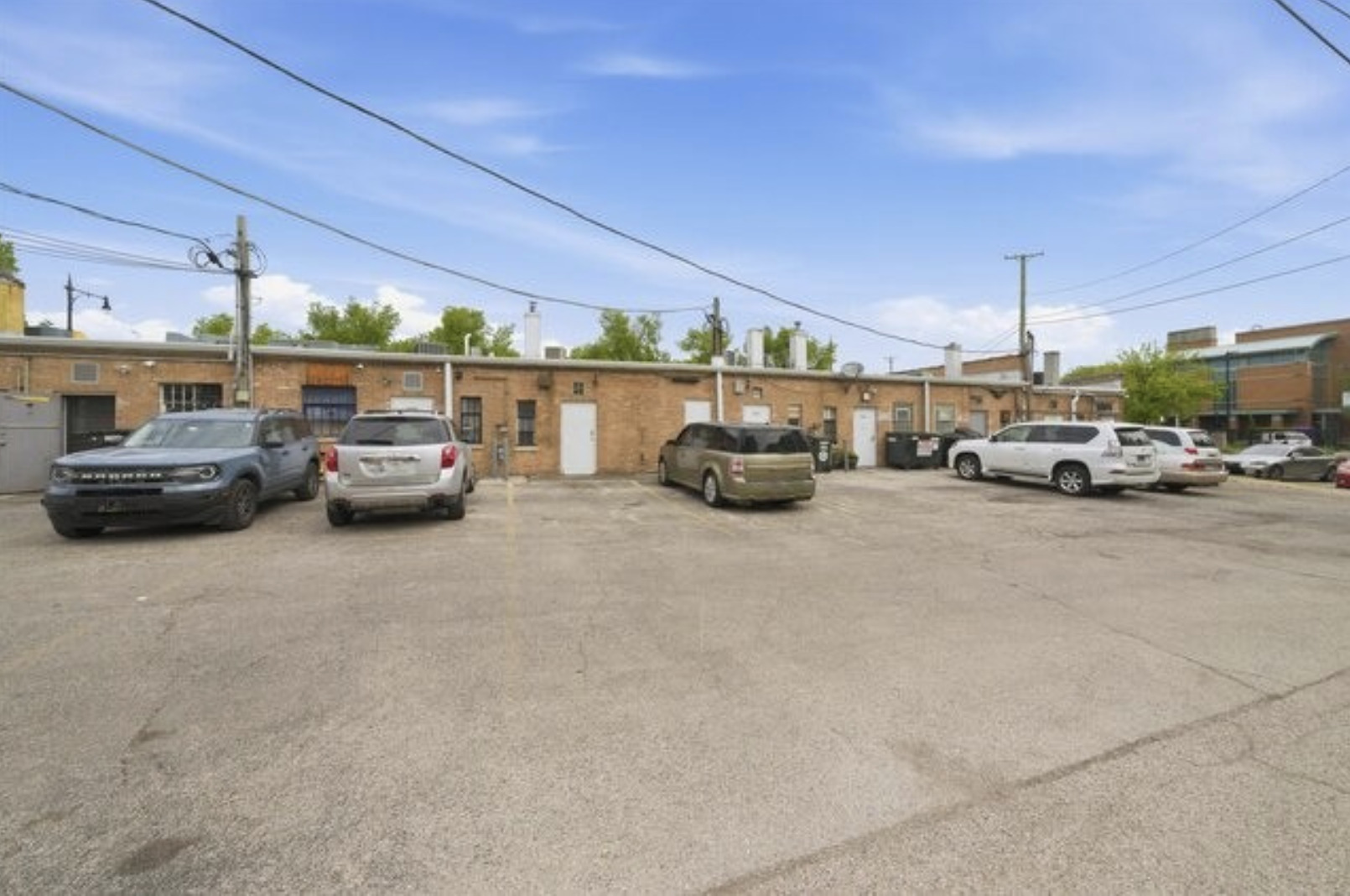5337 W Devon Avenue Property Photo 24