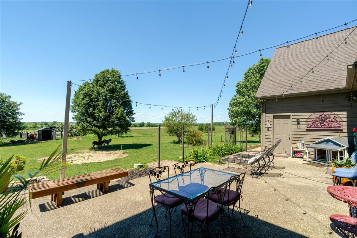7490 E 700 North Road Property Photo 8