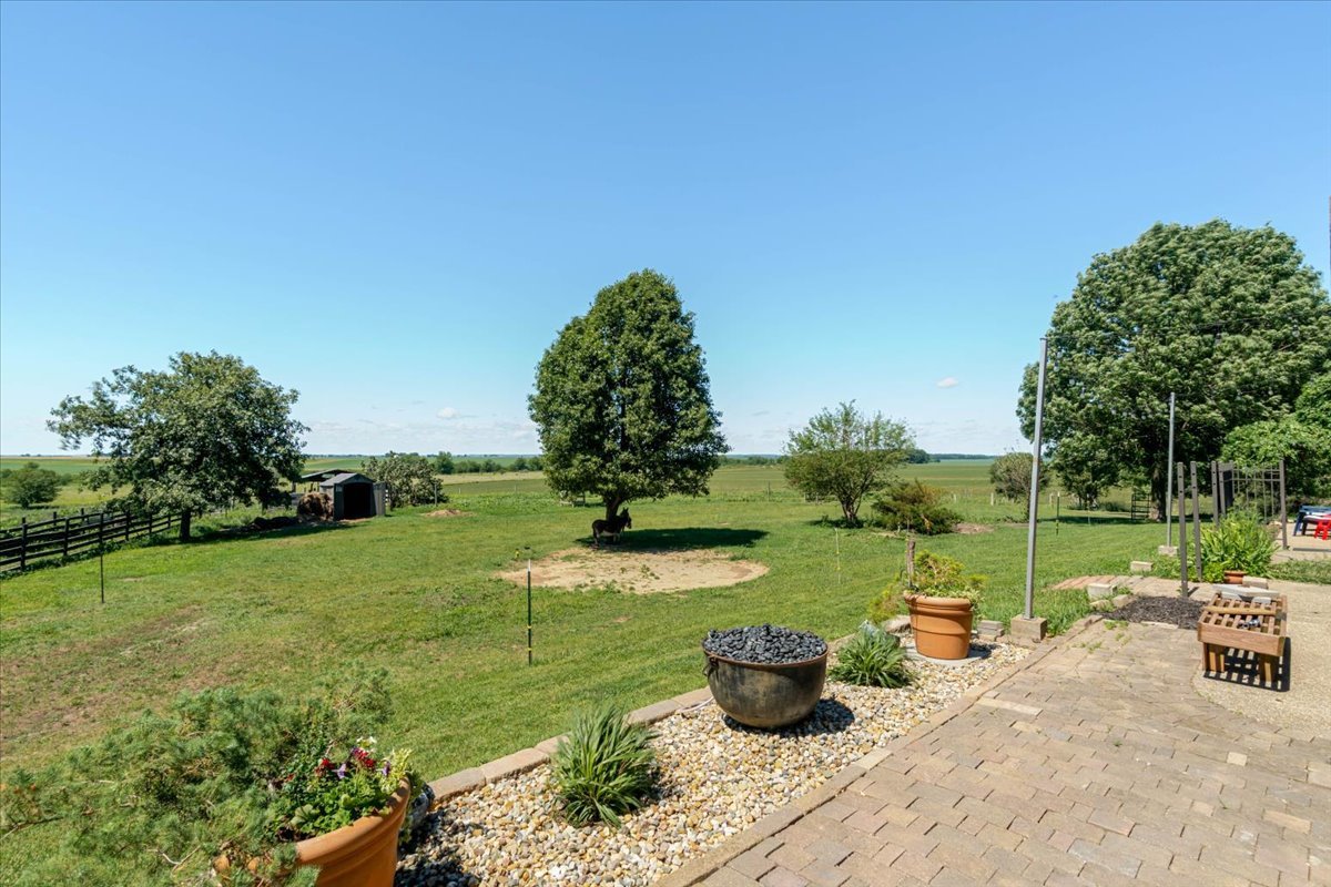 7490 E 700 North Road Property Photo 11