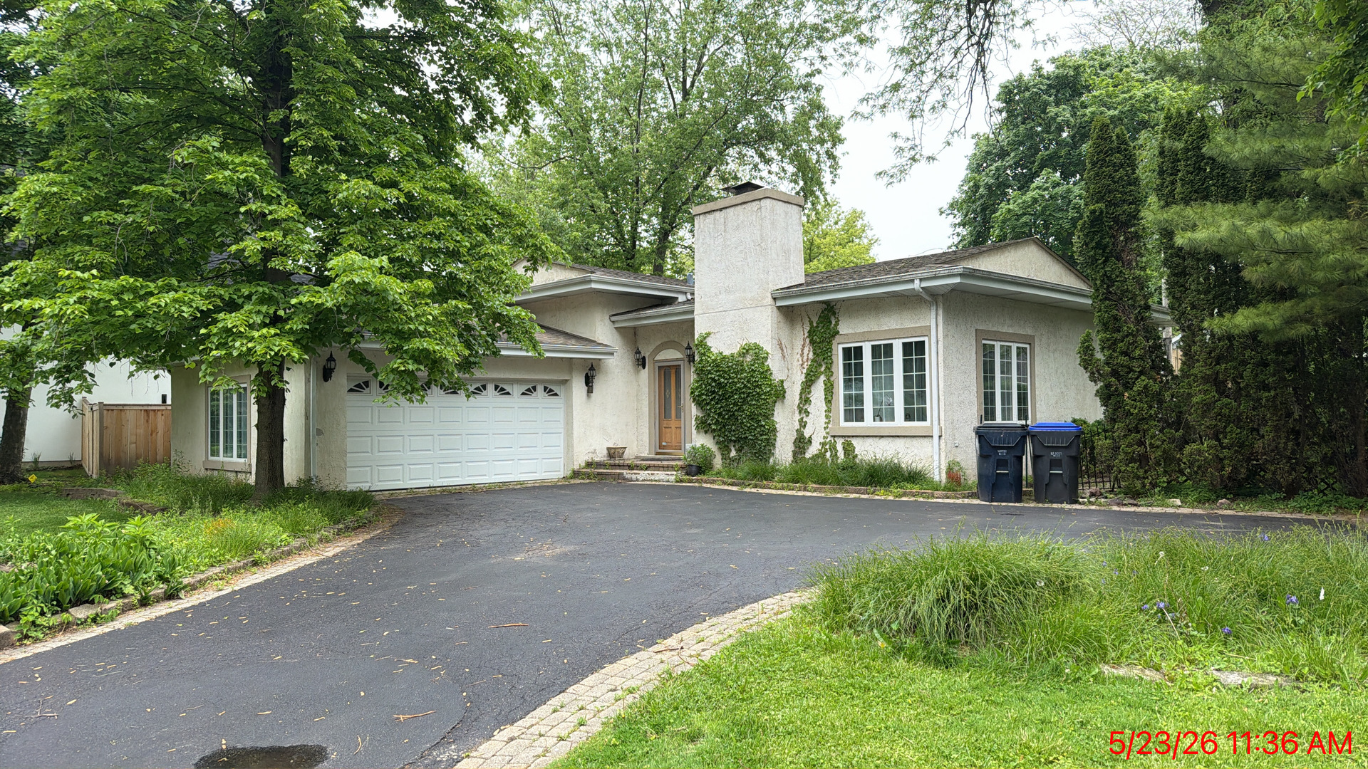 757 Strawberry Hill Drive Property Photo 2