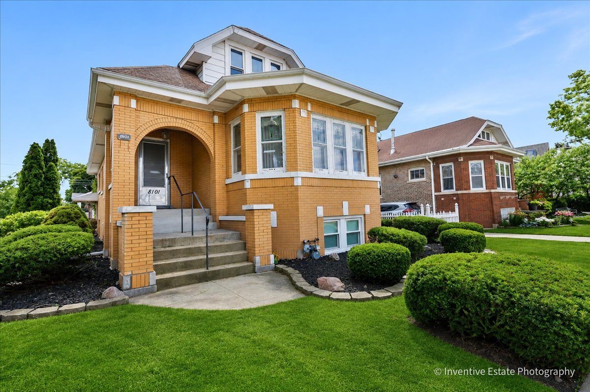 8101 White Avenue Property Photo 1