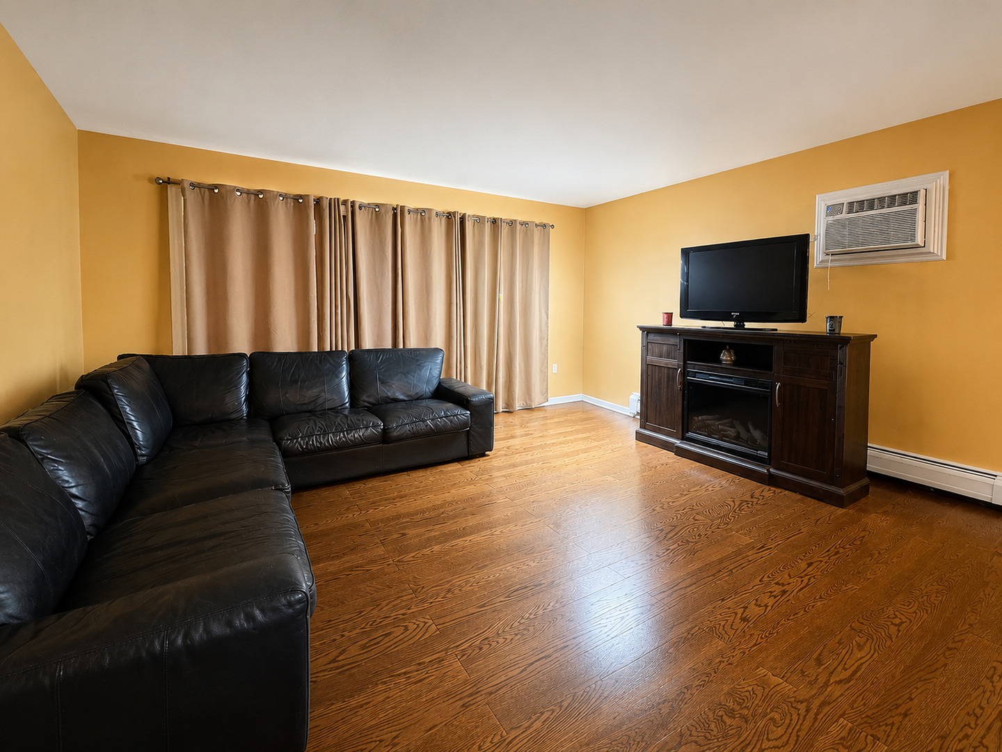 3425 83rd Street D13 Property Photo 2