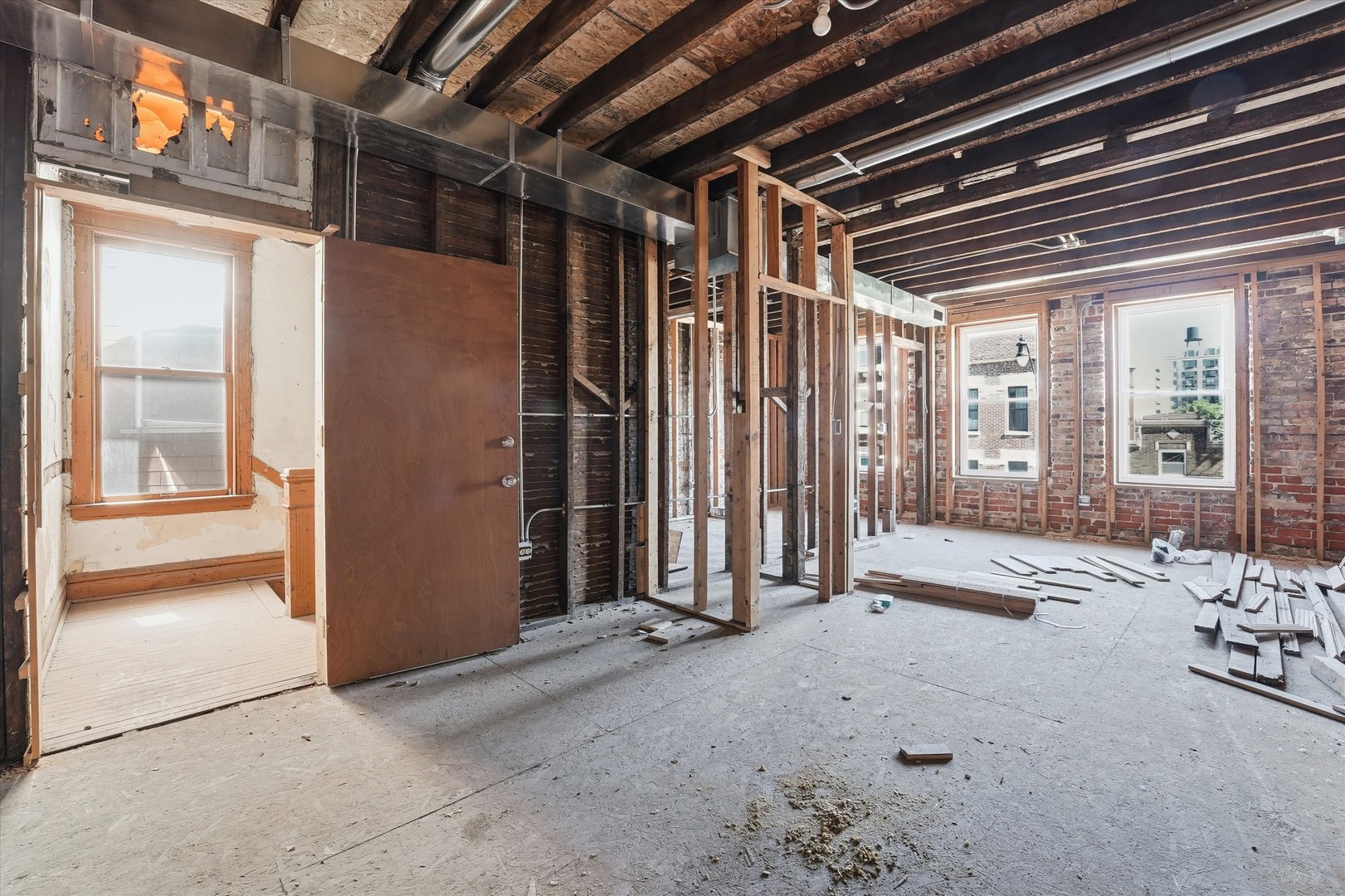 1321 W 18th Street Property Photo 4