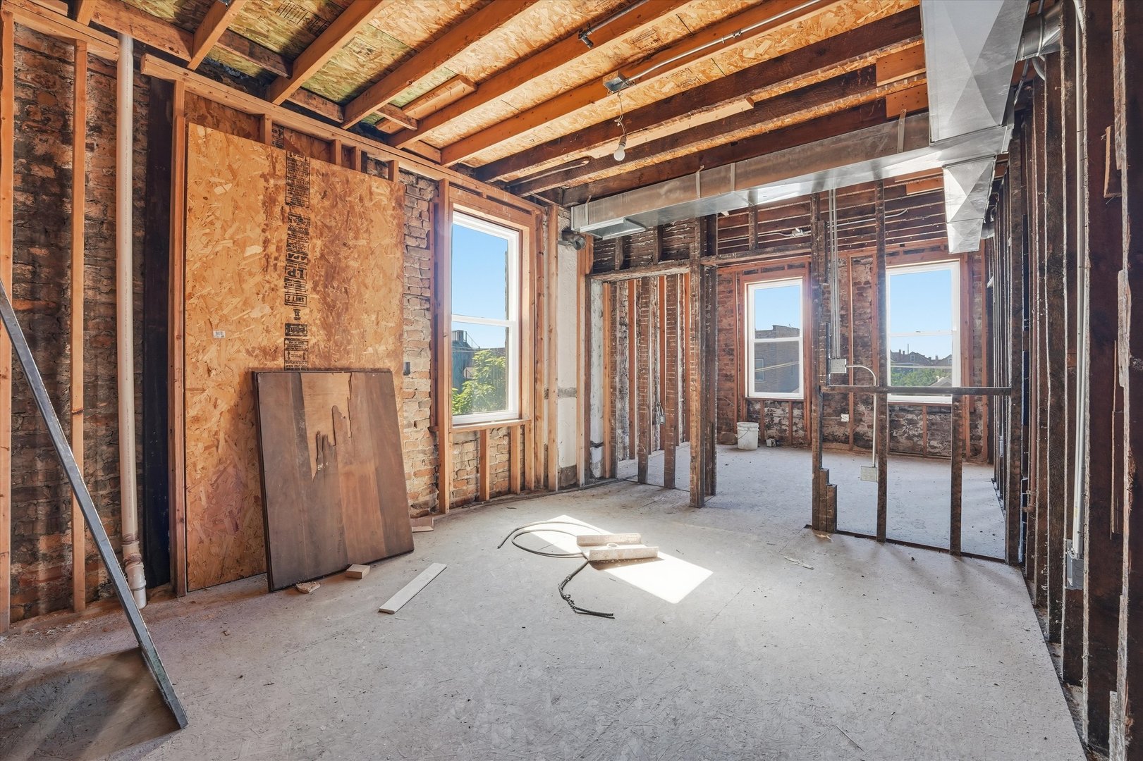 1321 W 18th Street Property Photo 8