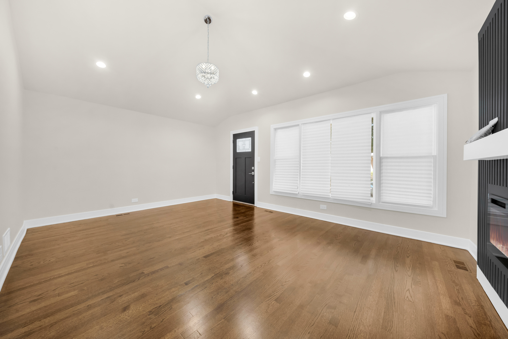 4331 S Campbell Avenue Property Photo 5