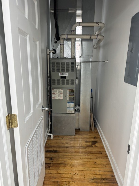 2434 W Pershing Road Property Photo 9