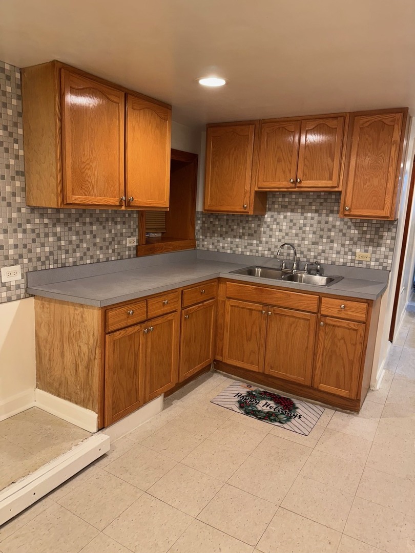2434 W Pershing Road Property Photo 14