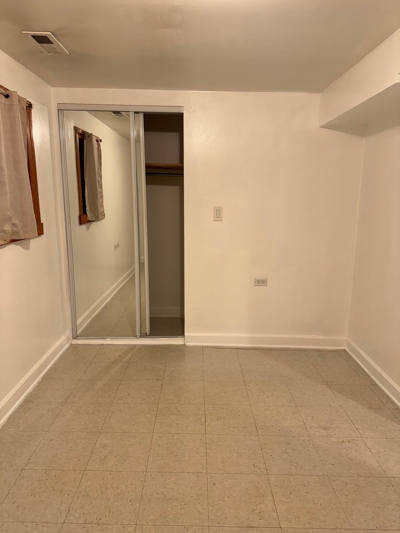2434 W Pershing Road Property Photo 18