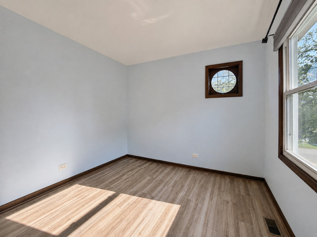 1696 Vermont Drive Property Photo 15