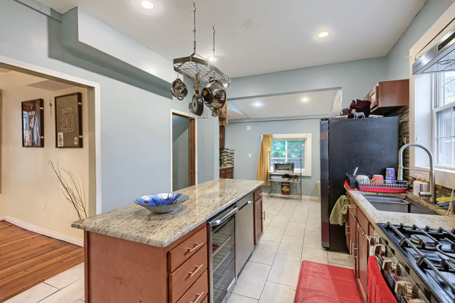 5406 W Ferdinand Street Property Photo 7