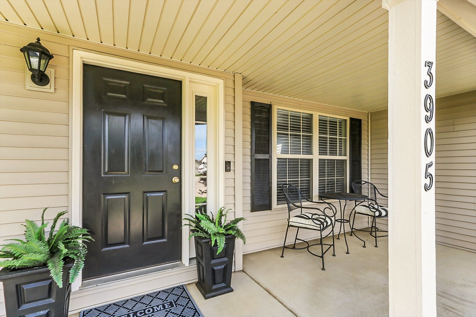 3905 Wild Flower Drive Property Photo 5