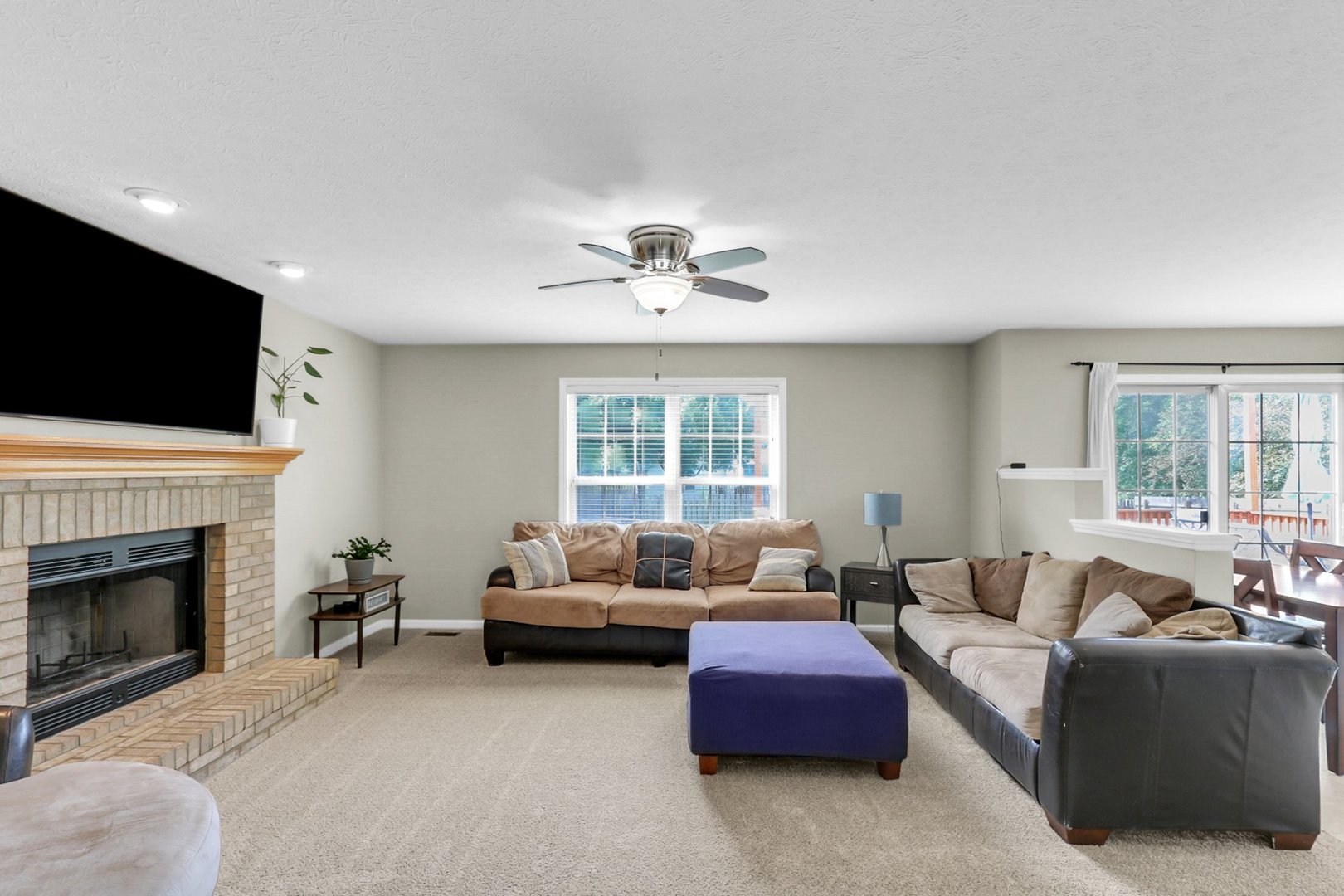 3905 Wild Flower Drive Property Photo 10