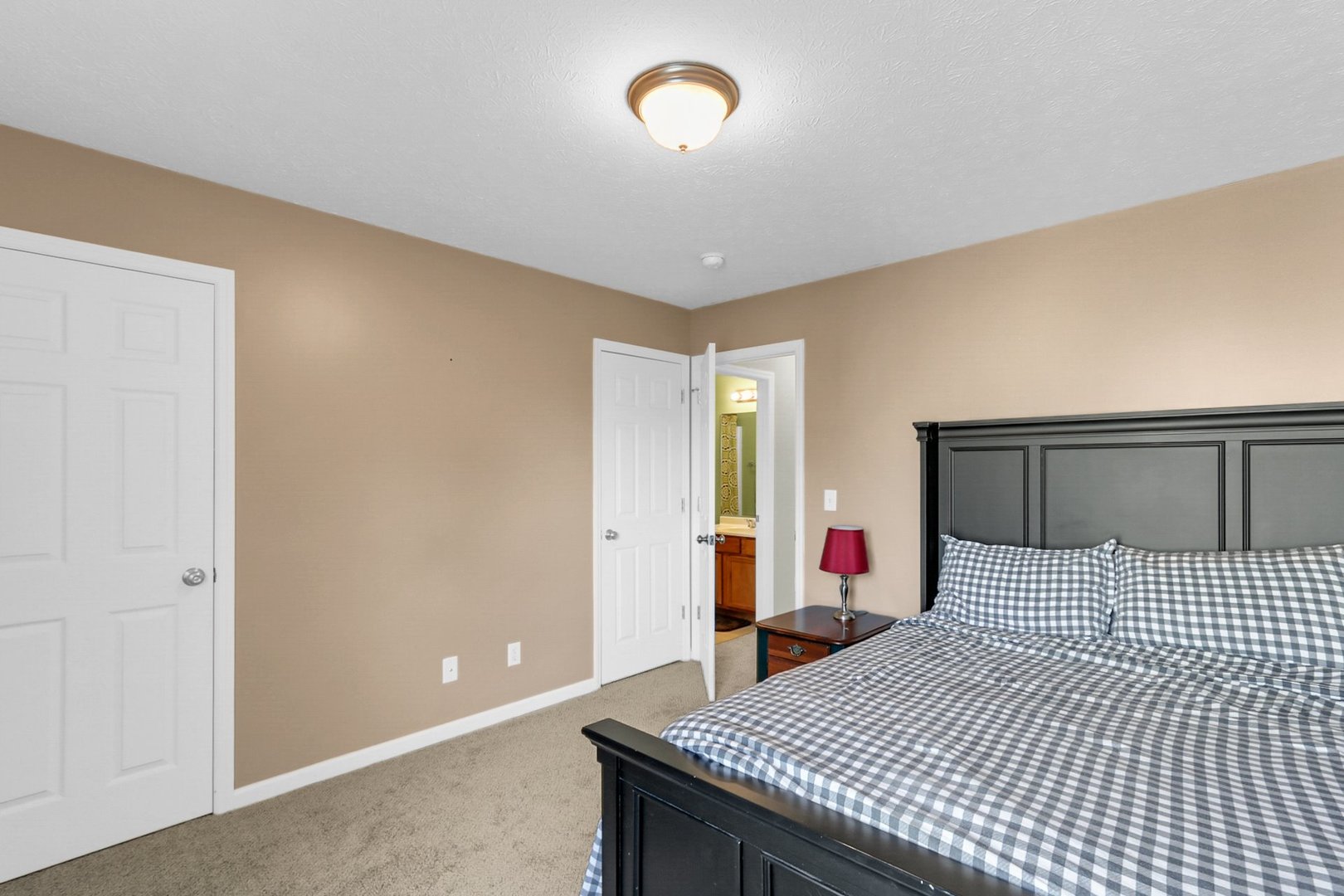 3905 Wild Flower Drive Property Photo 26