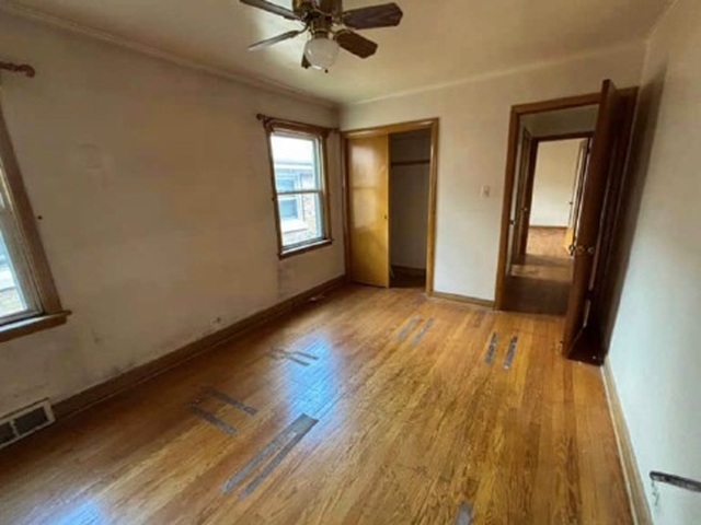 11841 S Campbell Avenue Property Photo 11
