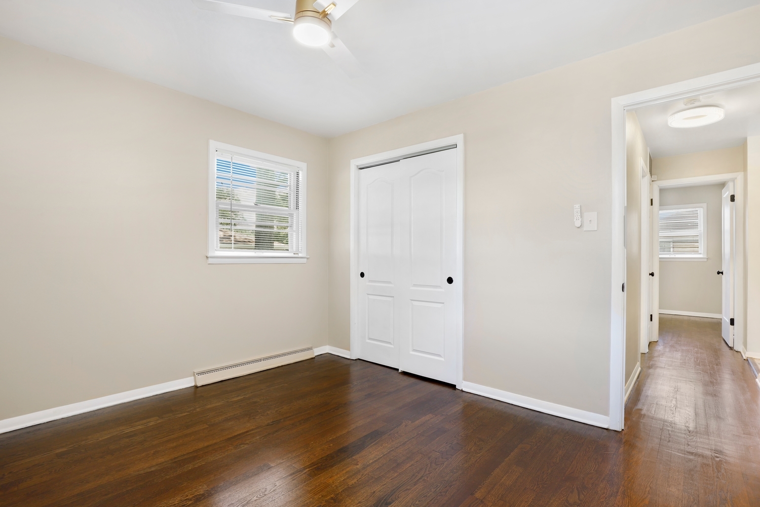 15641 S Park Avenue Property Photo 7