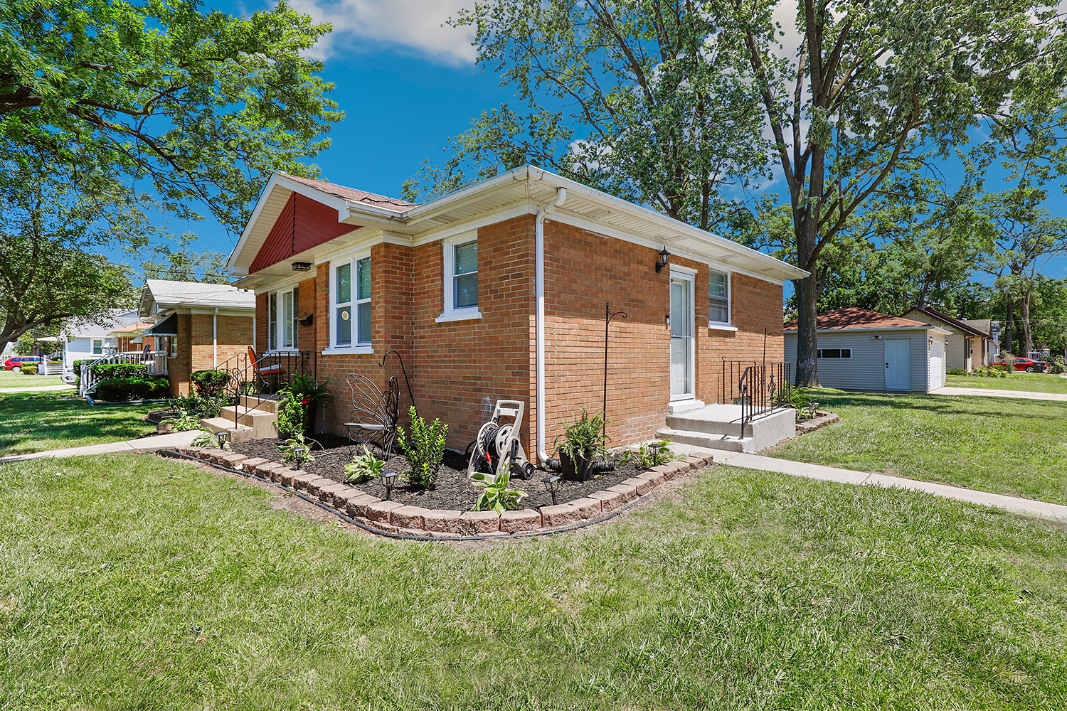 15641 S Park Avenue Property Photo 15