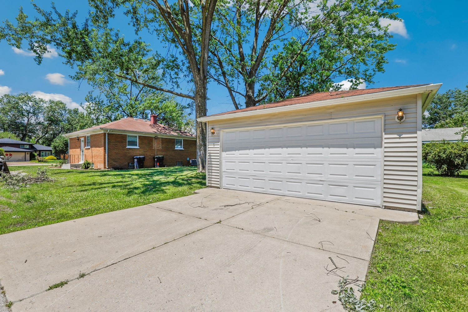 15641 S Park Avenue Property Photo 17