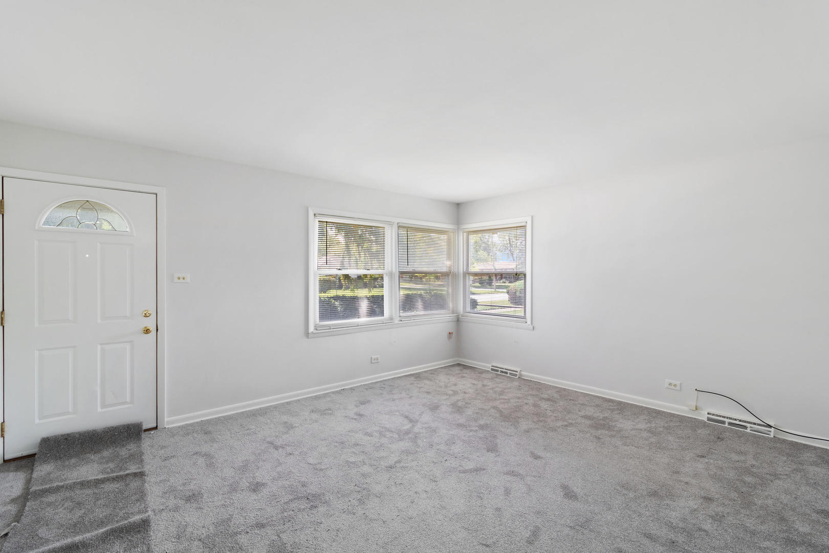 1848 W 163rd Street Property Photo 7