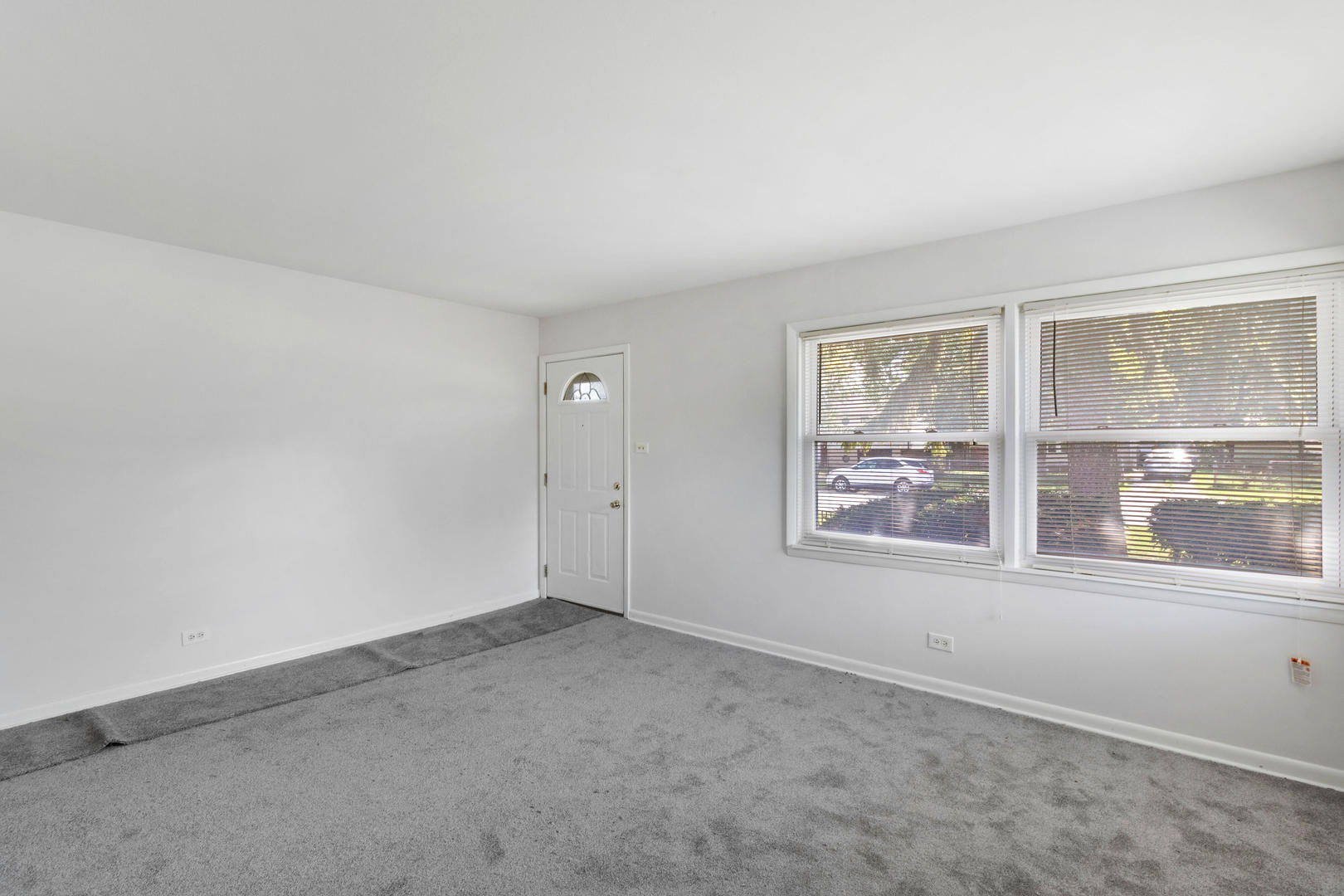 1848 W 163rd Street Property Photo 8