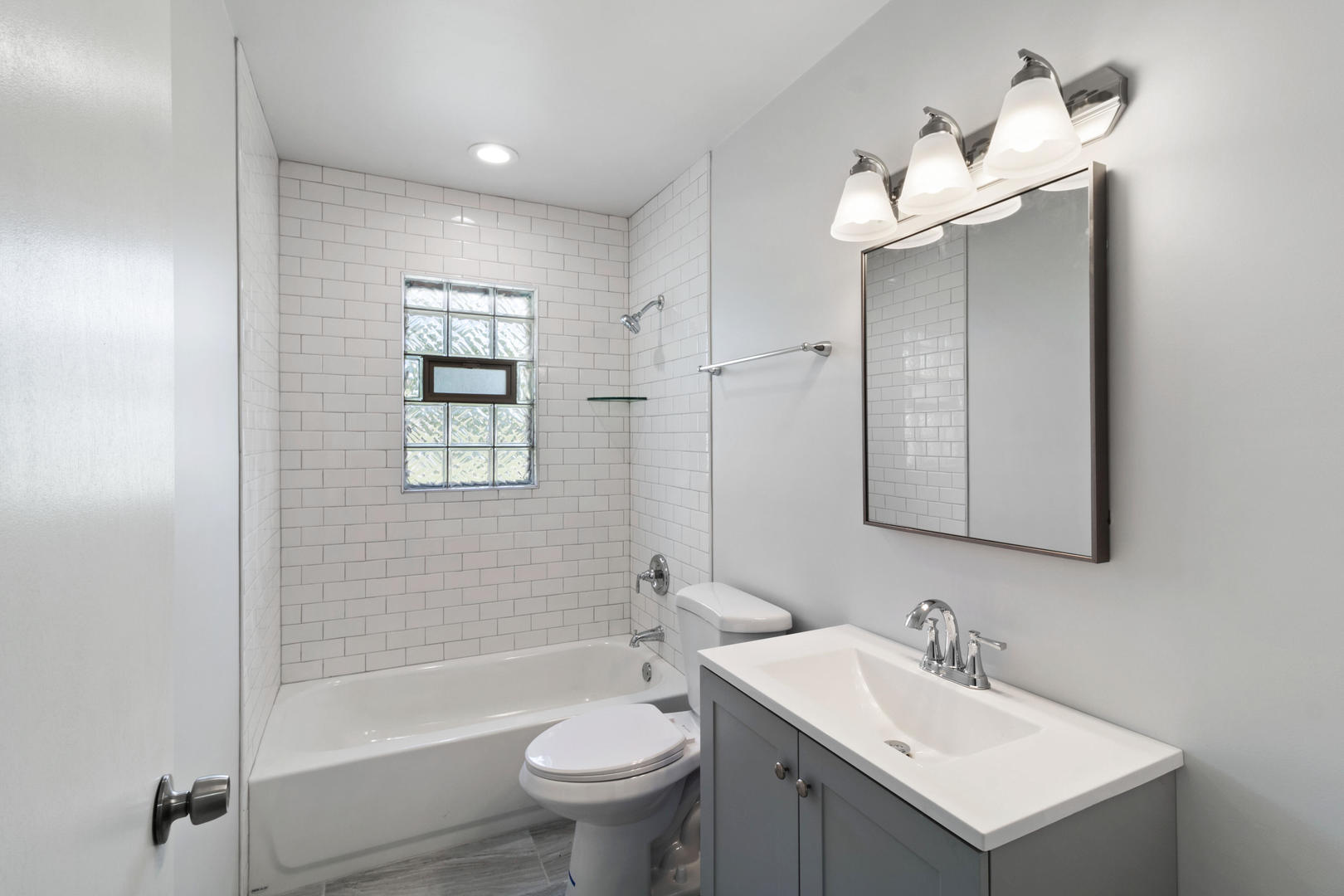 1848 W 163rd Street Property Photo 10