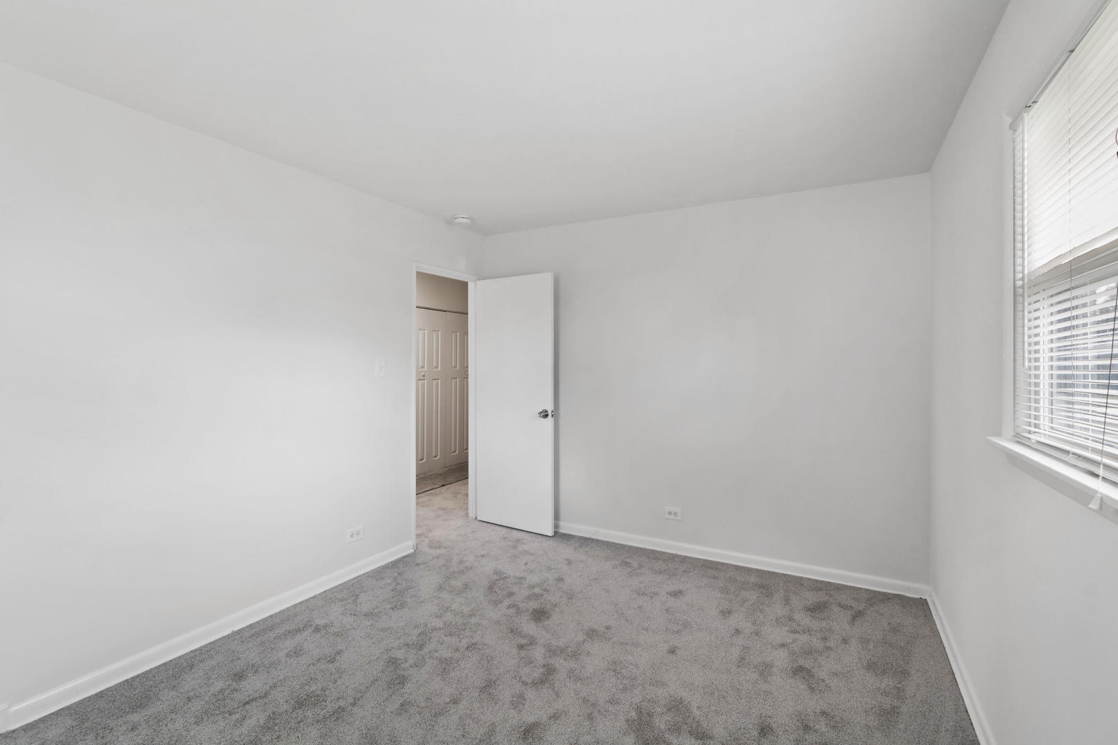 1848 W 163rd Street Property Photo 16