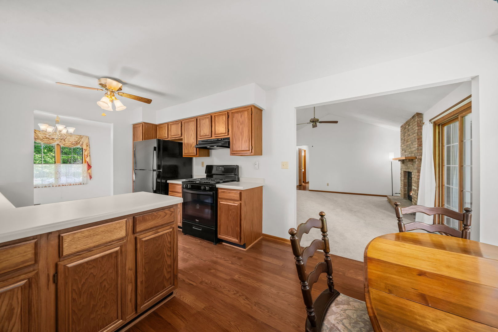 667 Westport Drive Property Photo 13