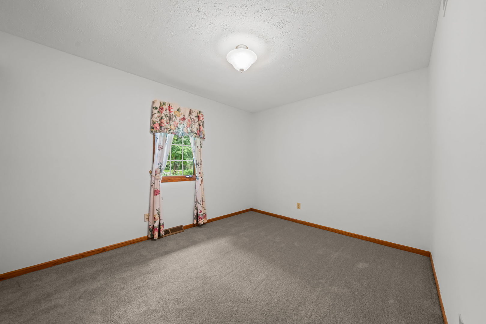 667 Westport Drive Property Photo 21