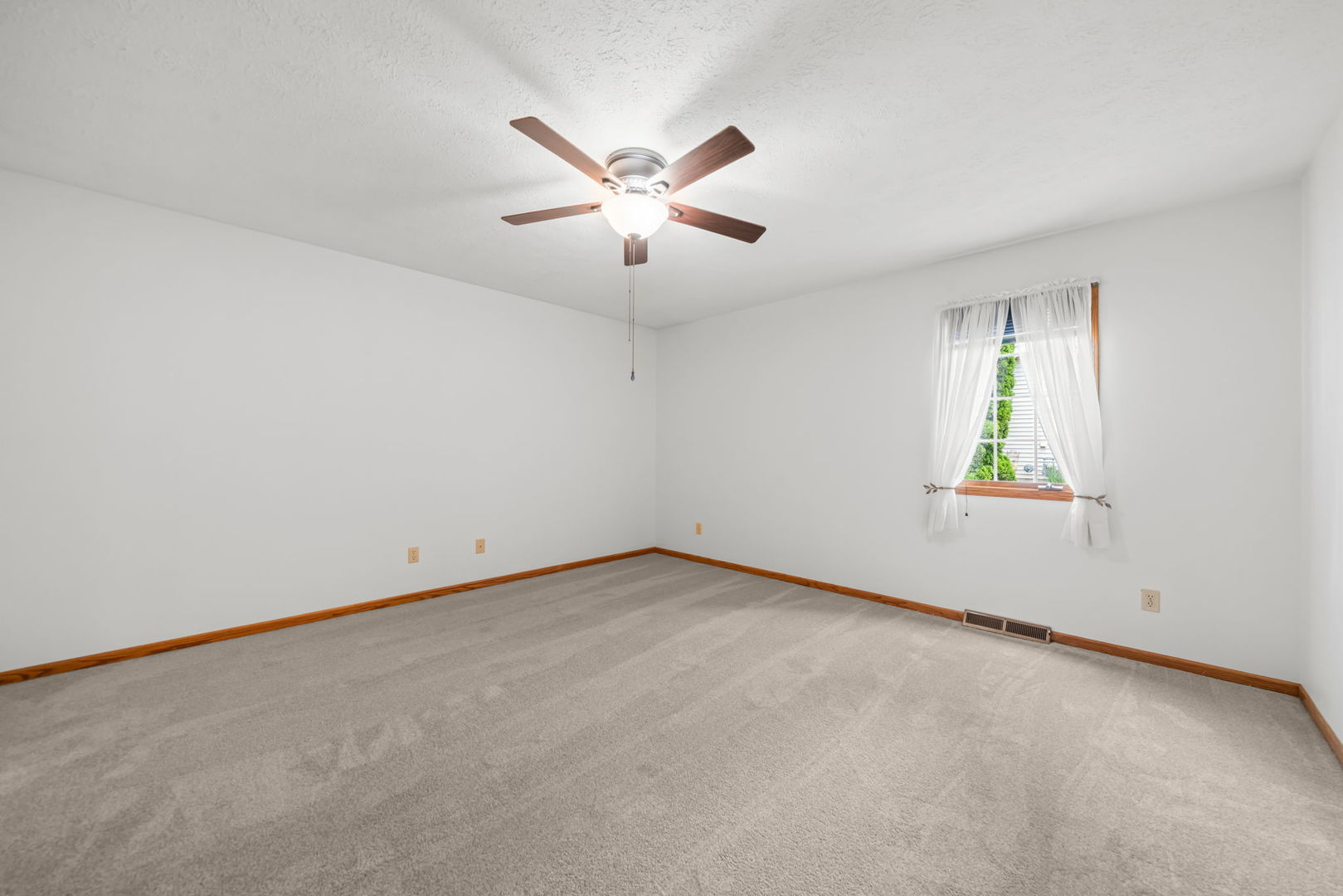 667 Westport Drive Property Photo 26
