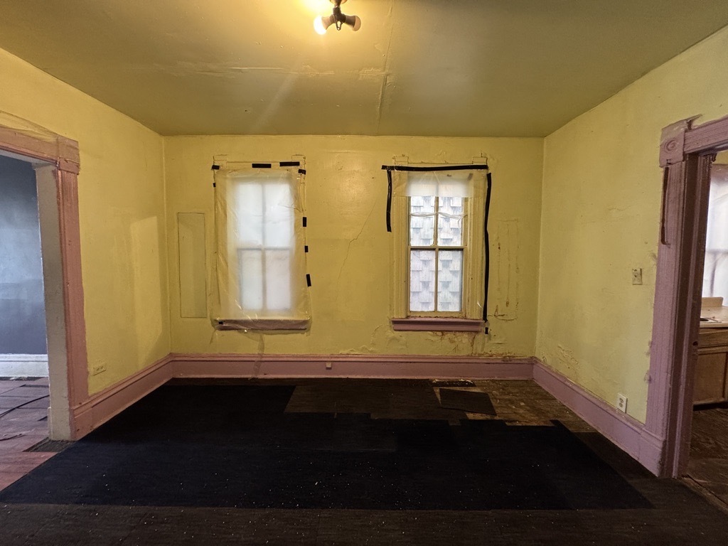 5556 S Princeton Avenue Property Photo 8