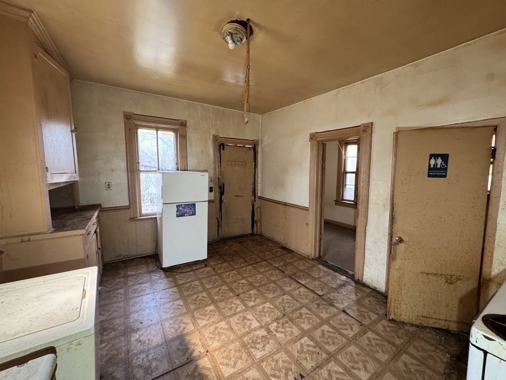 5556 S Princeton Avenue Property Photo 18