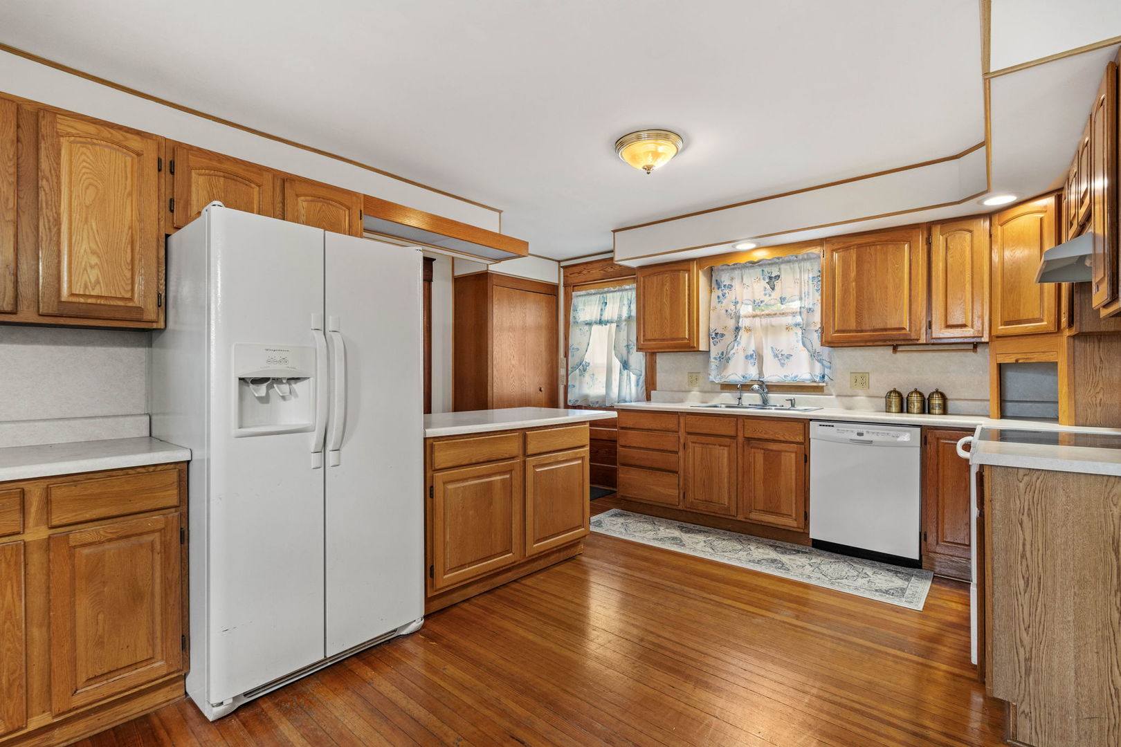602 7th Street Property Photo 4