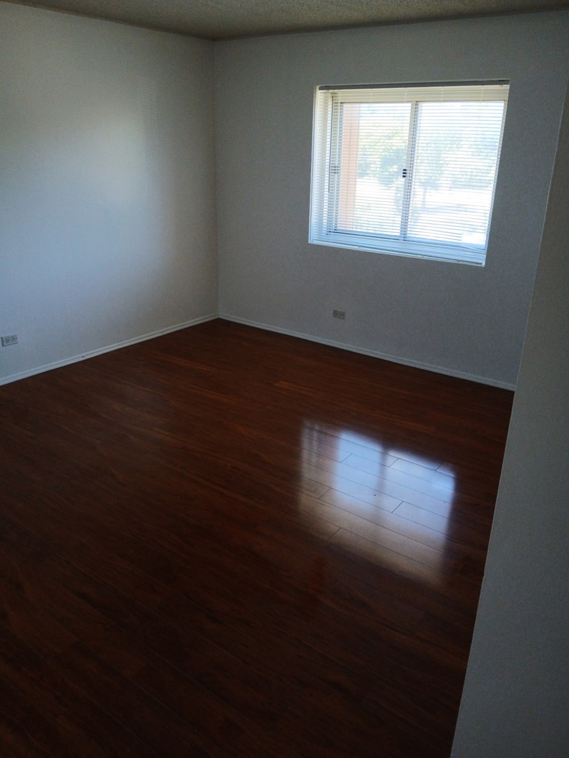 3223 W Parkway Drive 3a Property Photo 7