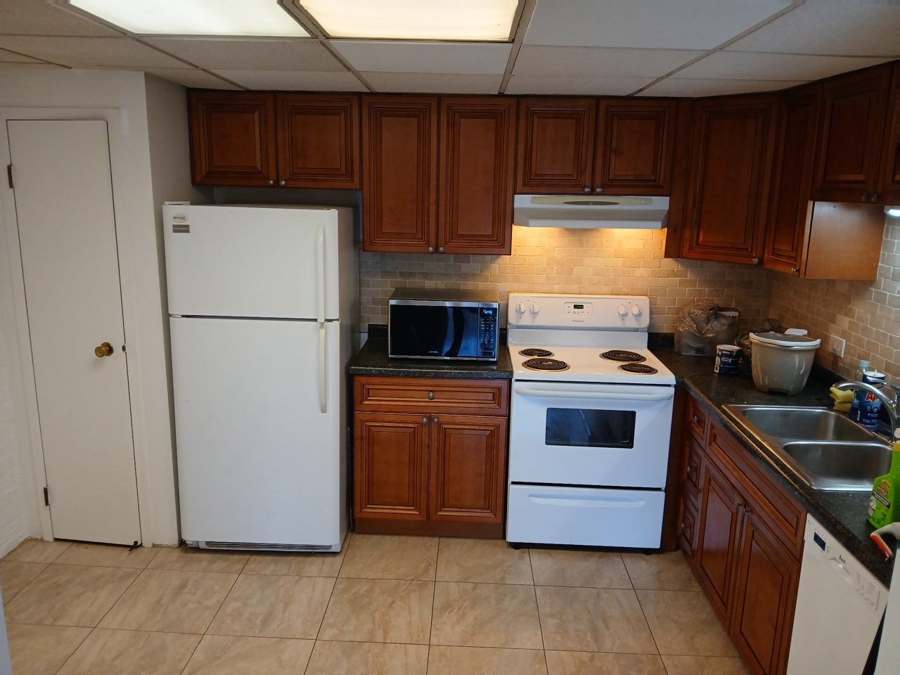 3223 W Parkway Drive 3a Property Photo 15
