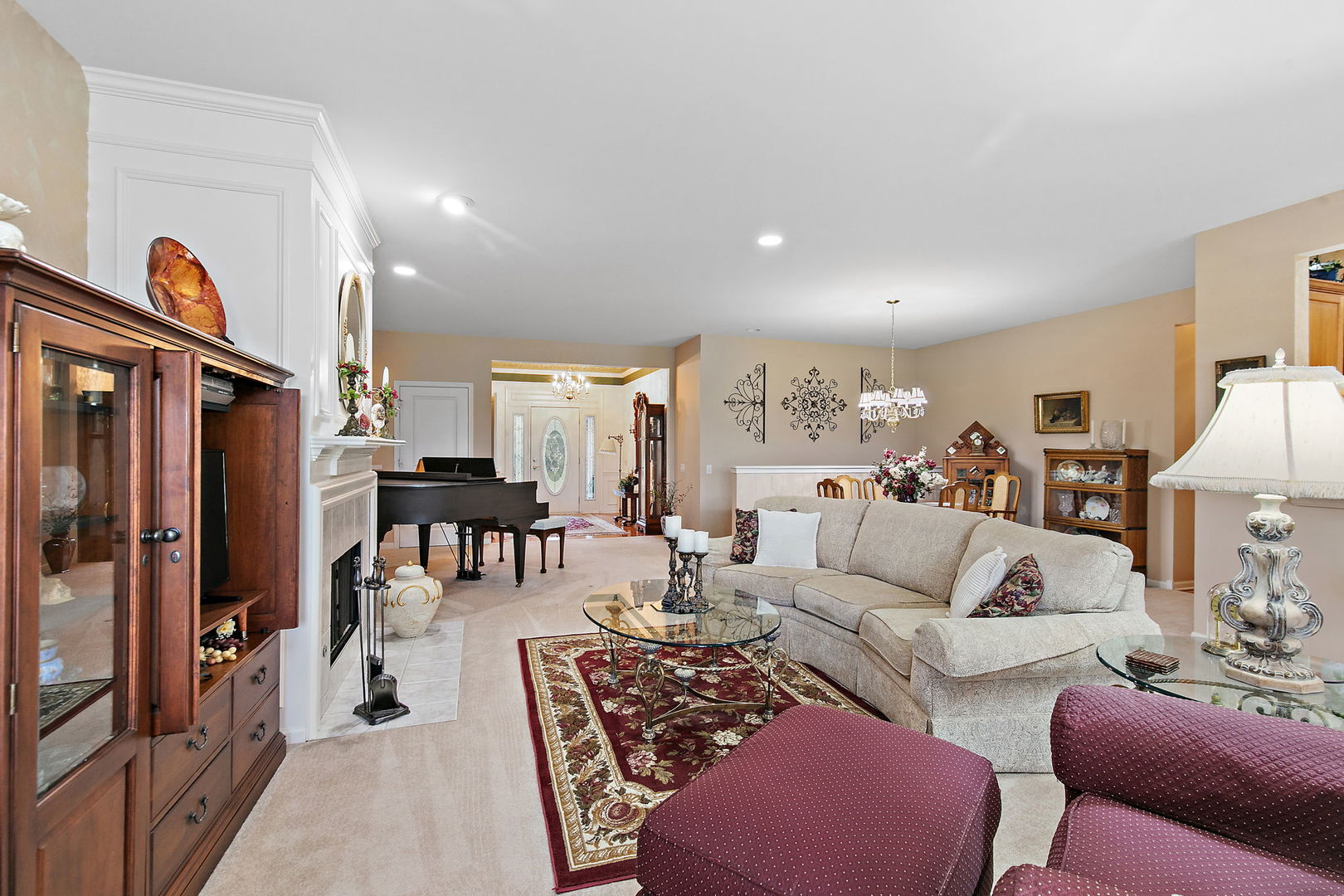 13048 Farm Hill Drive Property Photo 8
