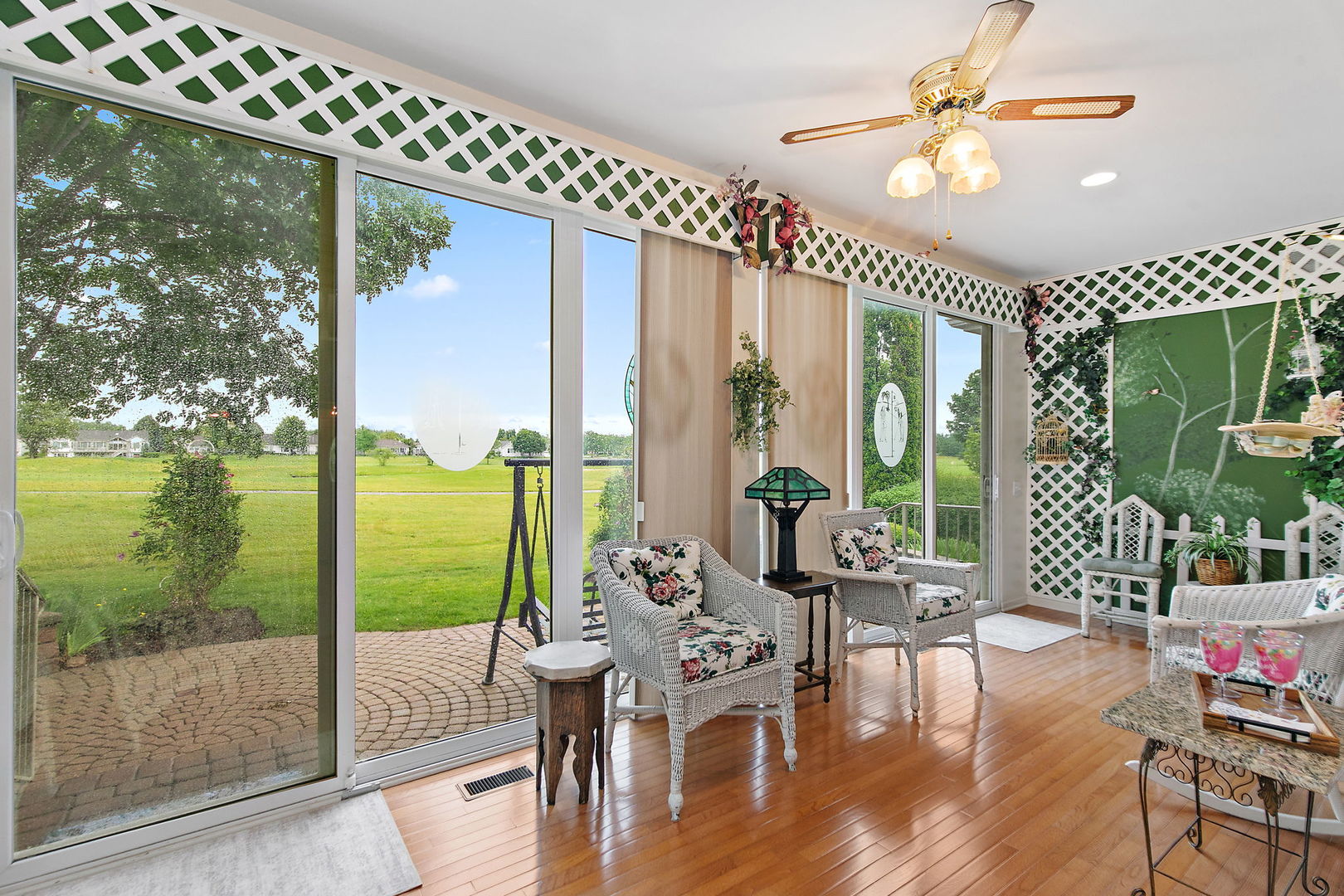 13048 Farm Hill Drive Property Photo 10