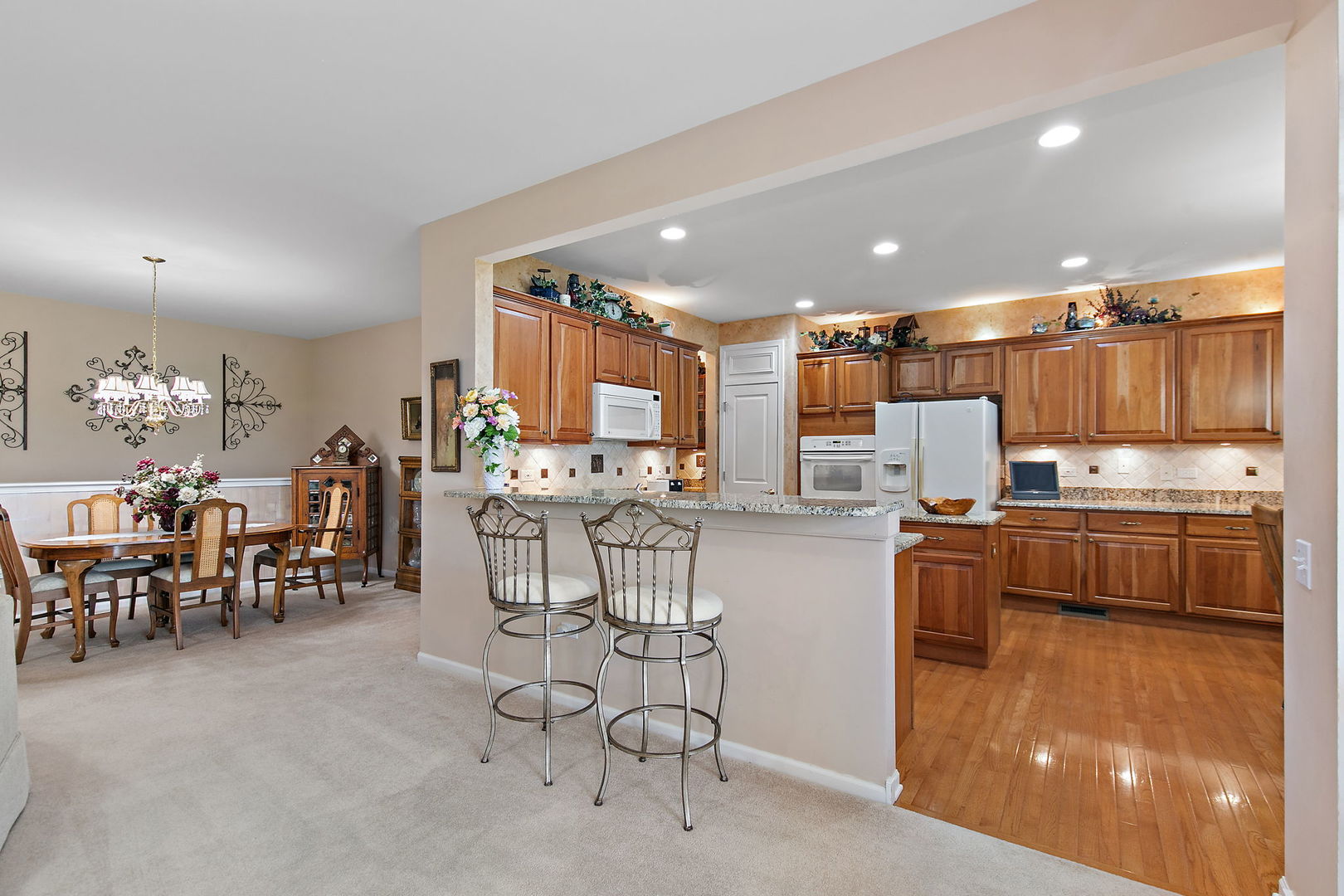 13048 Farm Hill Drive Property Photo 12