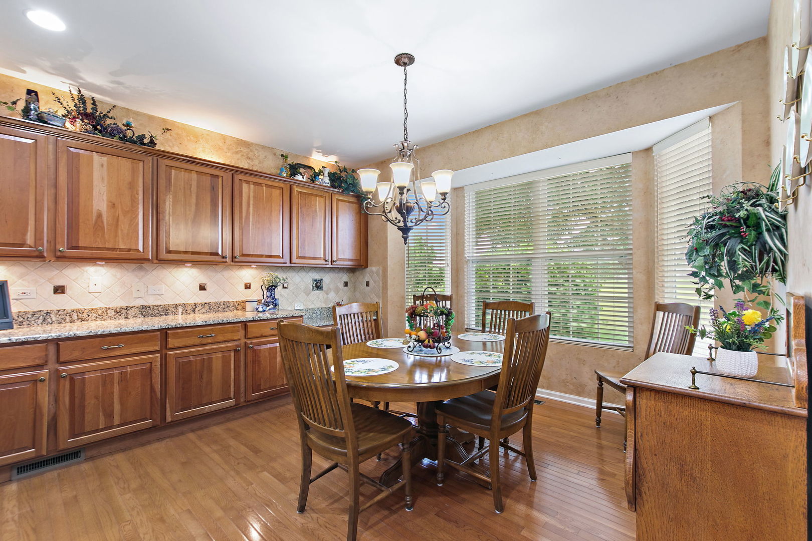 13048 Farm Hill Drive Property Photo 14