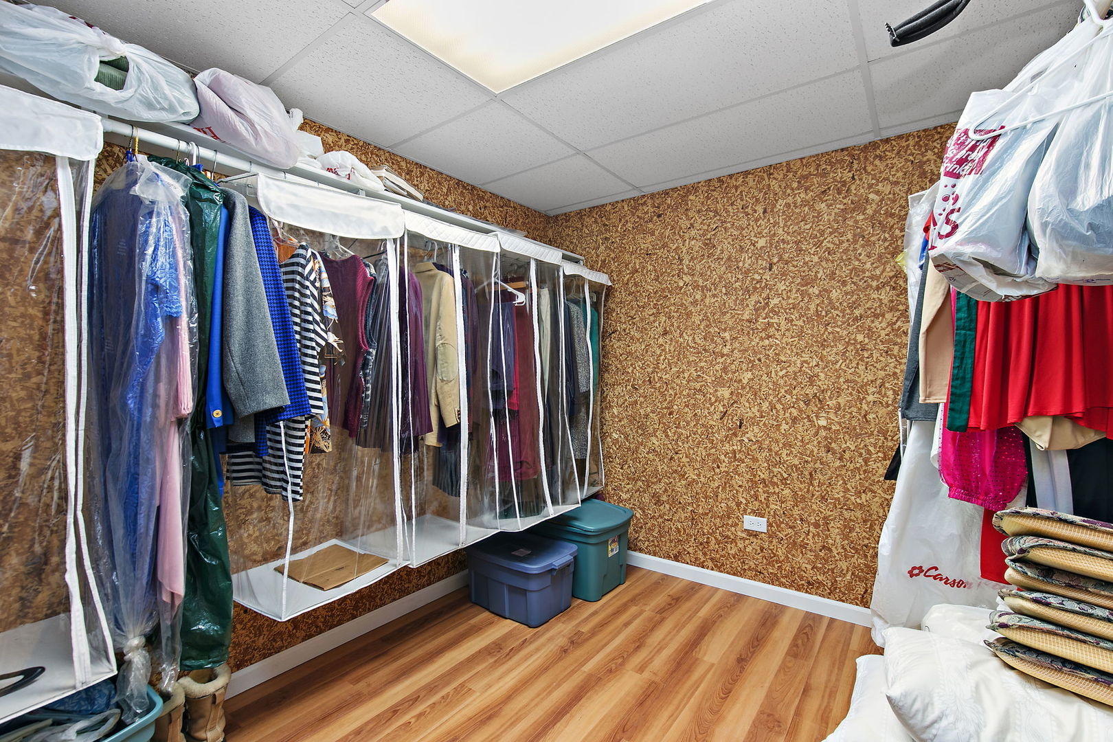 13048 Farm Hill Drive Property Photo 27