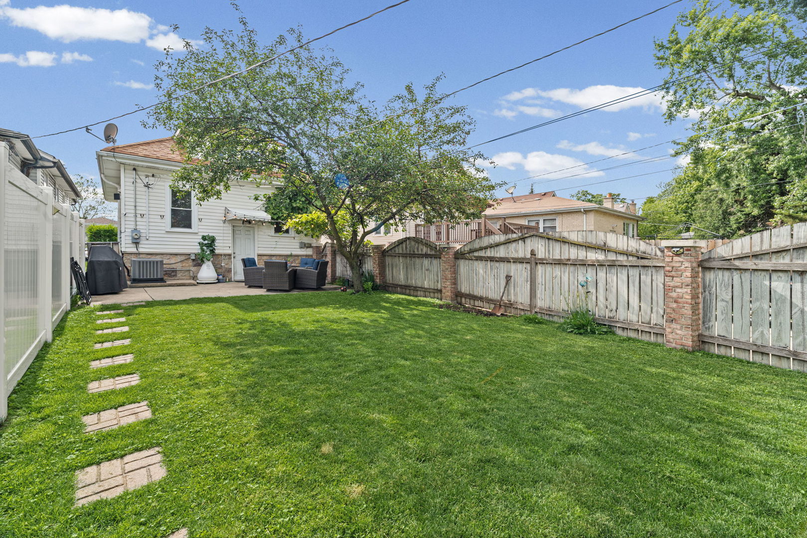 3239 N Osceola Avenue Property Photo 20