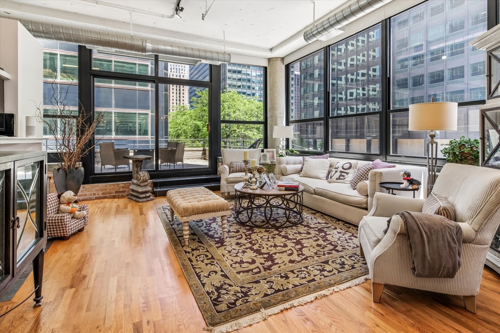 130 S Canal Street 215 Property Photo 2