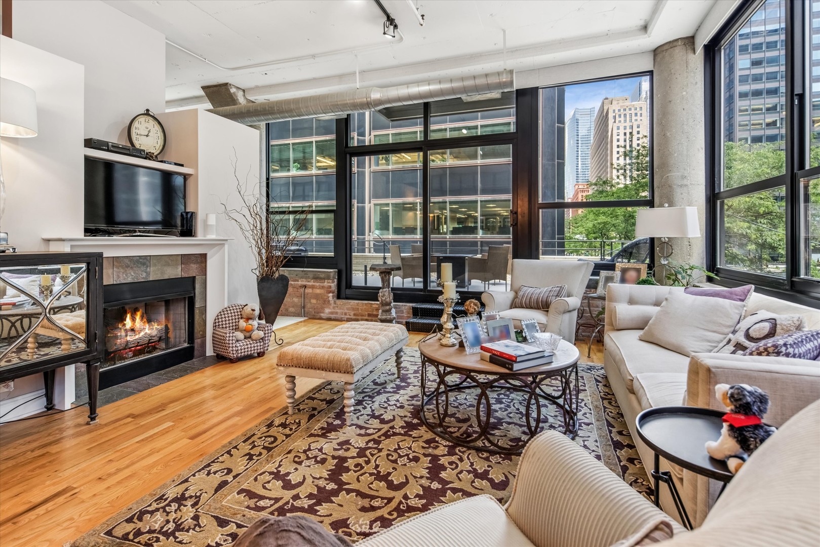 130 S Canal Street 215 Property Photo 3