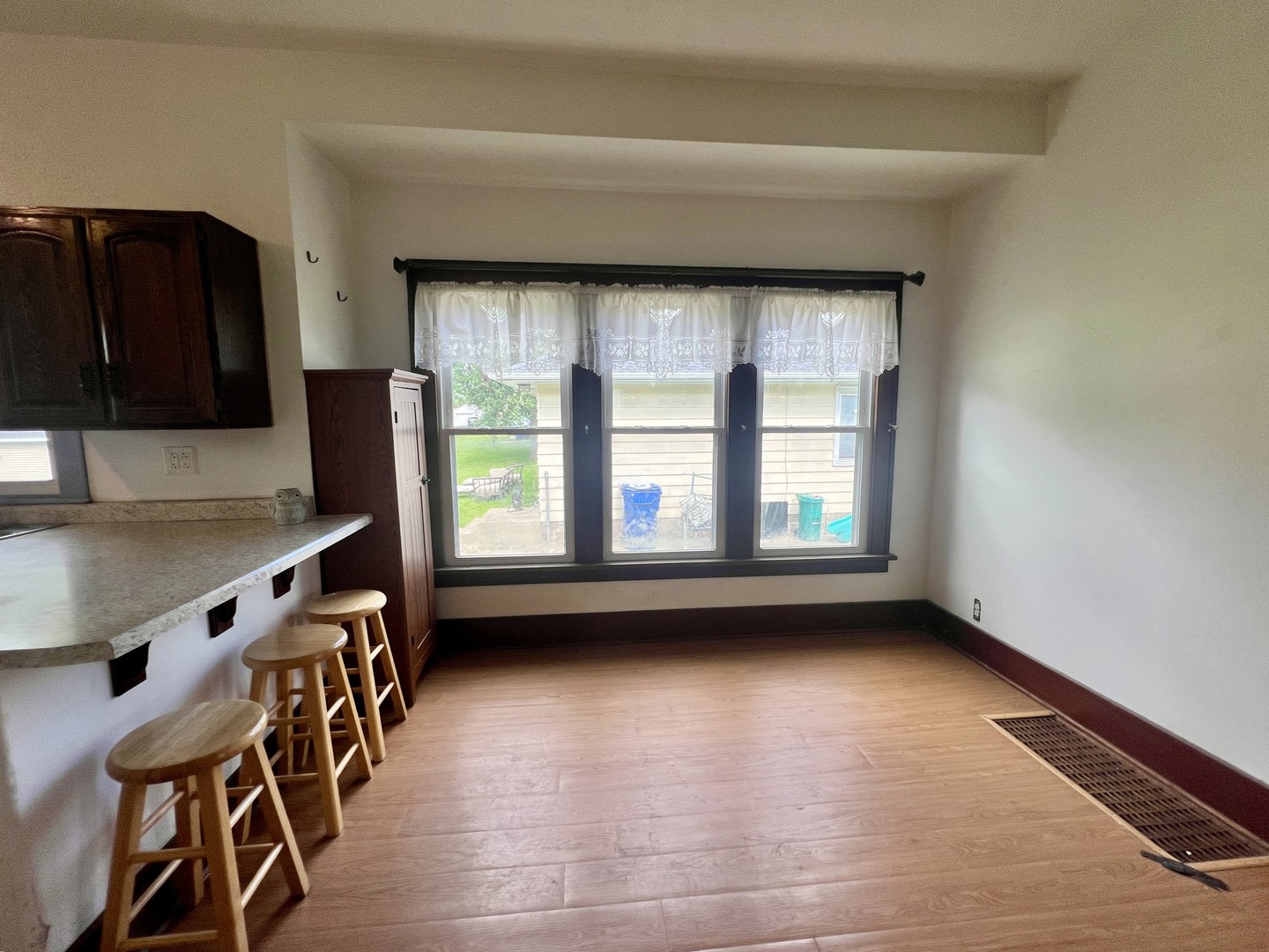3218 Locust Street Property Photo 4