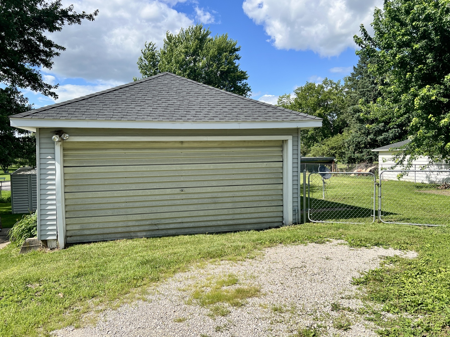 3218 Locust Street Property Photo 19