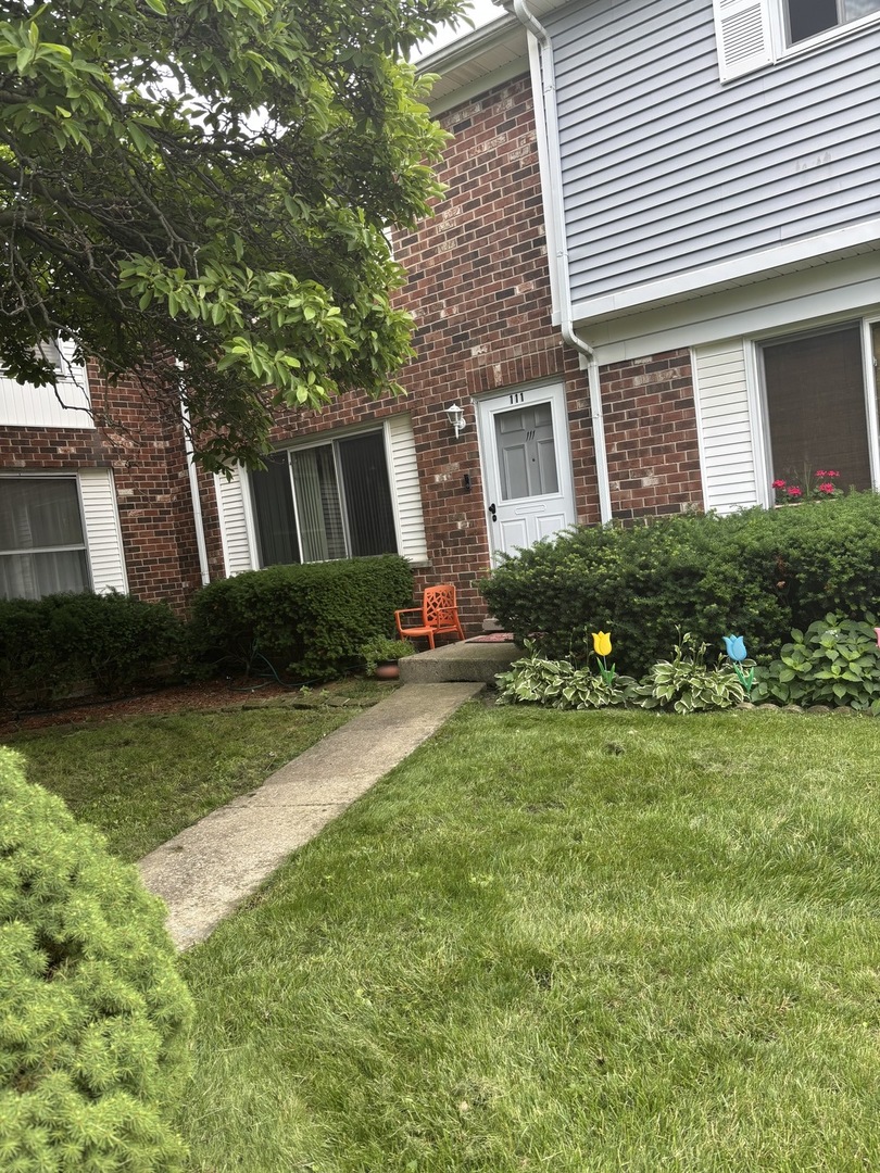 111 Greentree Court Property Photo 1